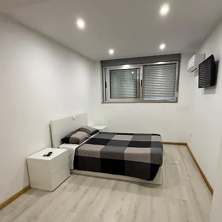 Encanto- 7 Bedrooms Oporto