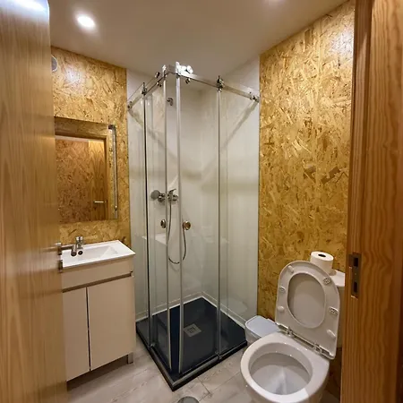 Dom wakacyjny Encanto- 7 Bedrooms Porto