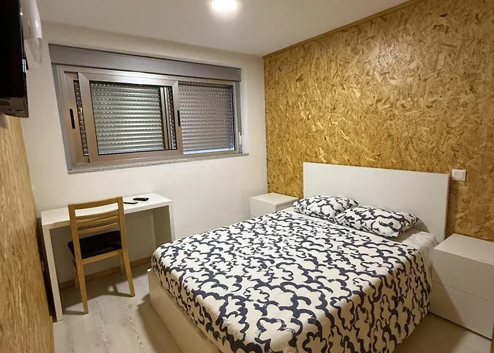 Encanto- 7 Bedrooms Feriehus Porto