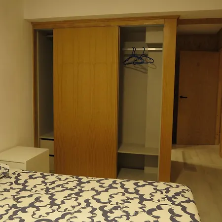 Encanto- 7 Bedrooms Casa de Férias